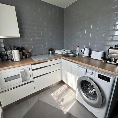 Gabend'I Apartman Eger Buitenkant foto