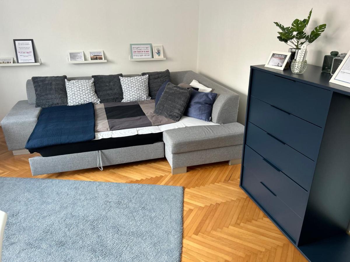 Gabend'I Apartman Eger Buitenkant foto